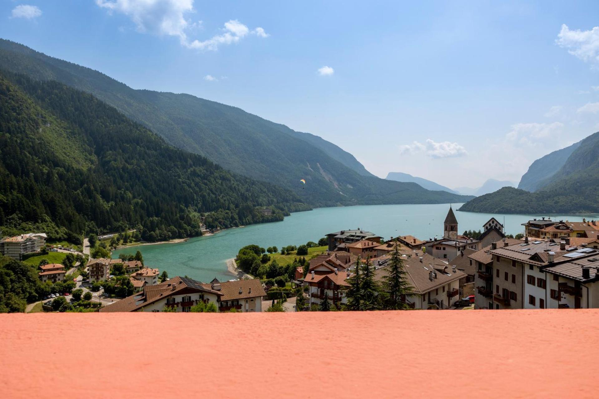 Hotel Londra Slow Living Molveno Exterior foto